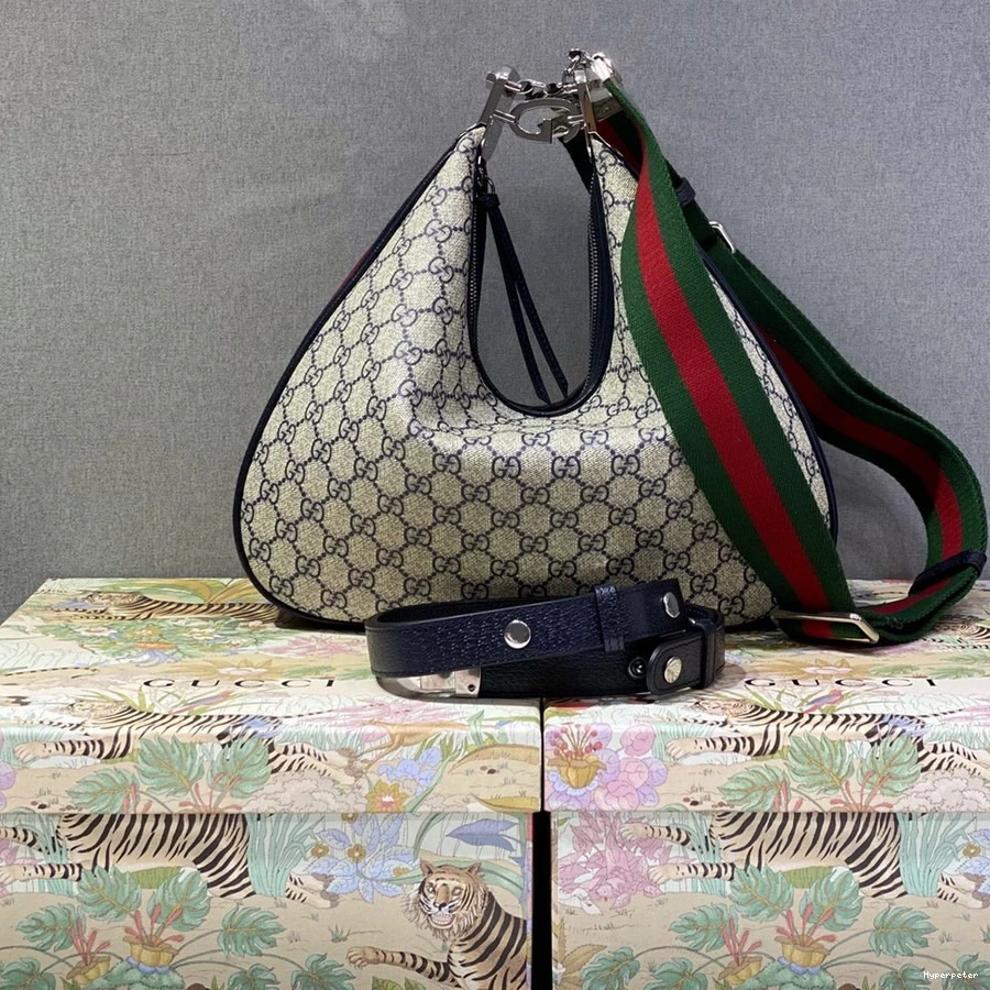 Attache shoulder GUCCI large bag 0809